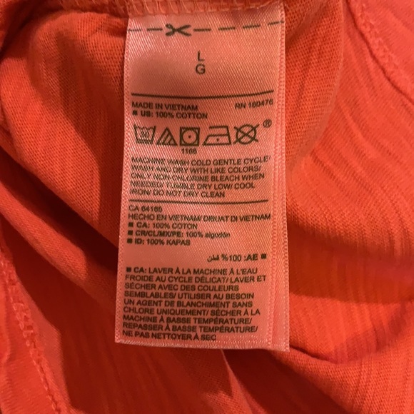 Old Navy Button Tank - Picture 3 of 4